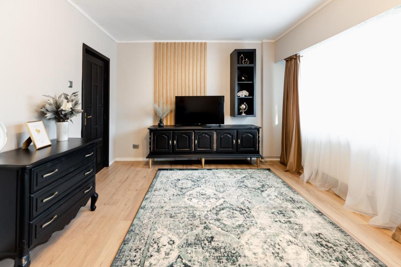 Beautiful And Cozy 2 Bedroom With Living Loft