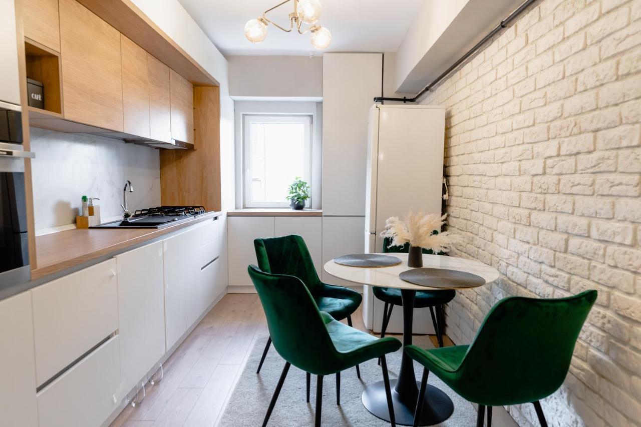 Beautiful And Cozy 2 Bedroom With Living Loft *